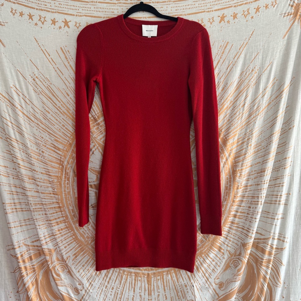 Reformation Walker Cashmere Crew Dress in Crimson size Small NWT - Picture 5 of 9